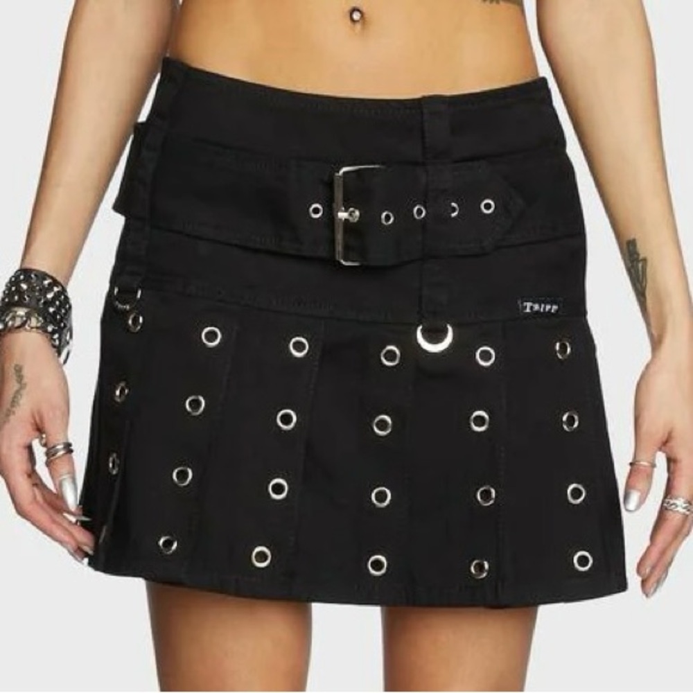 Tripp nyc Black Mini Skirt with Belt